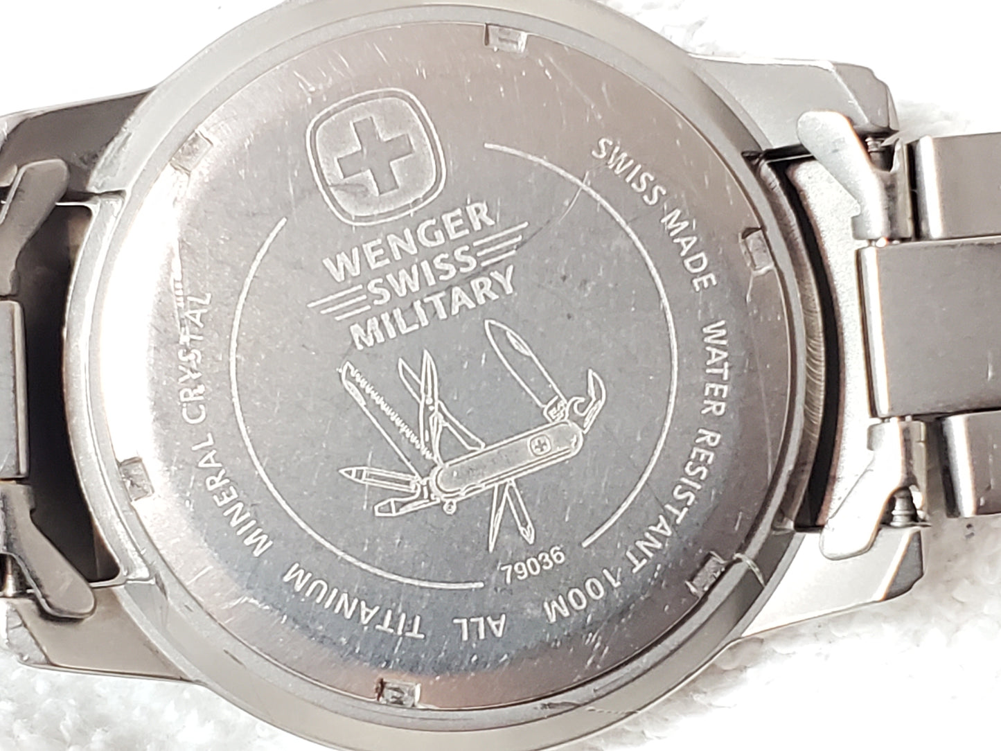 Wenger Swiss Military Men Date Titanium Watch WR 100M Black Dial 1 Jewel Vintage