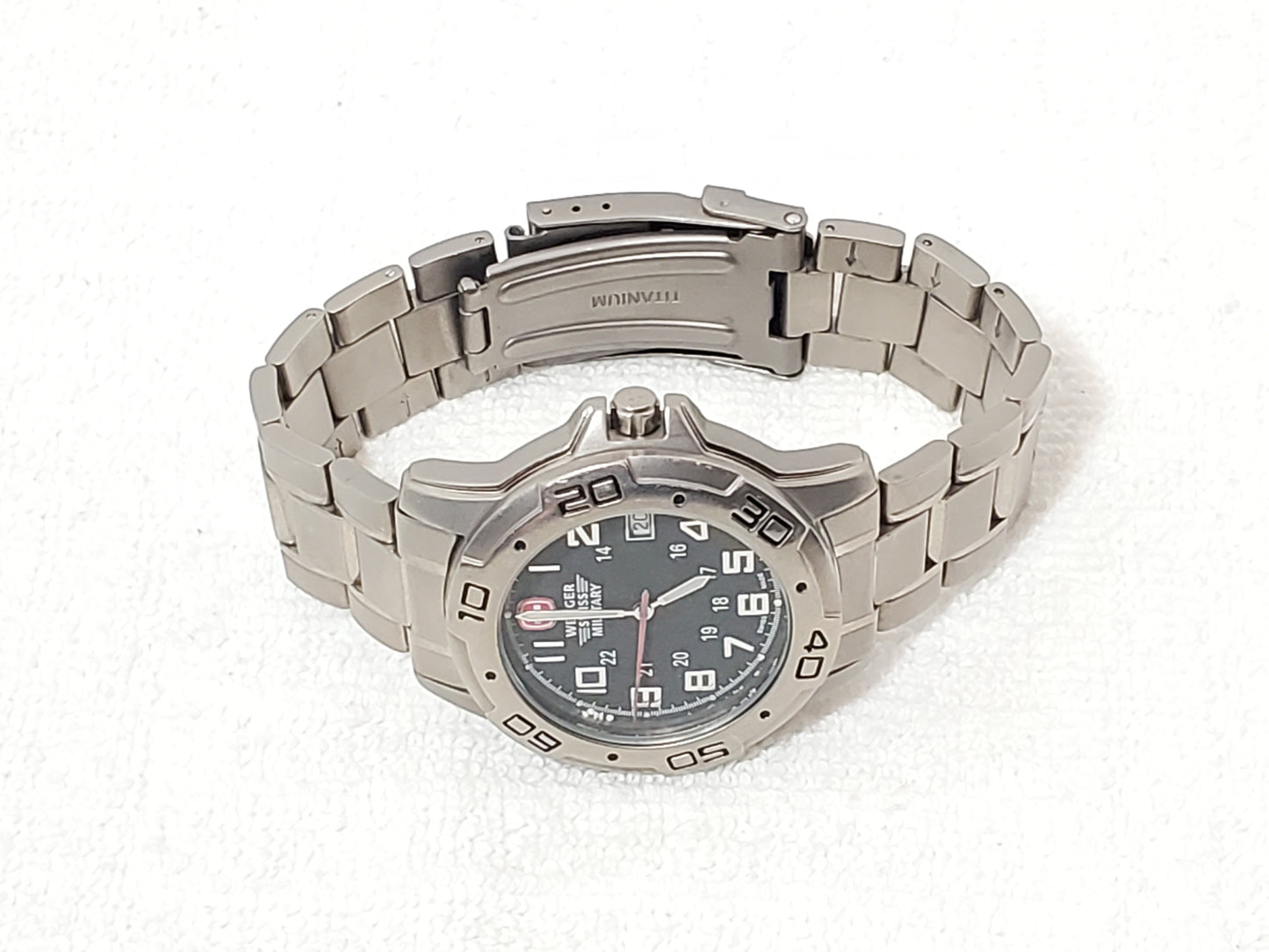 Wenger Swiss Military Men Date Titanium Watch WR 100M Black Dial 1 Jewel Vintage