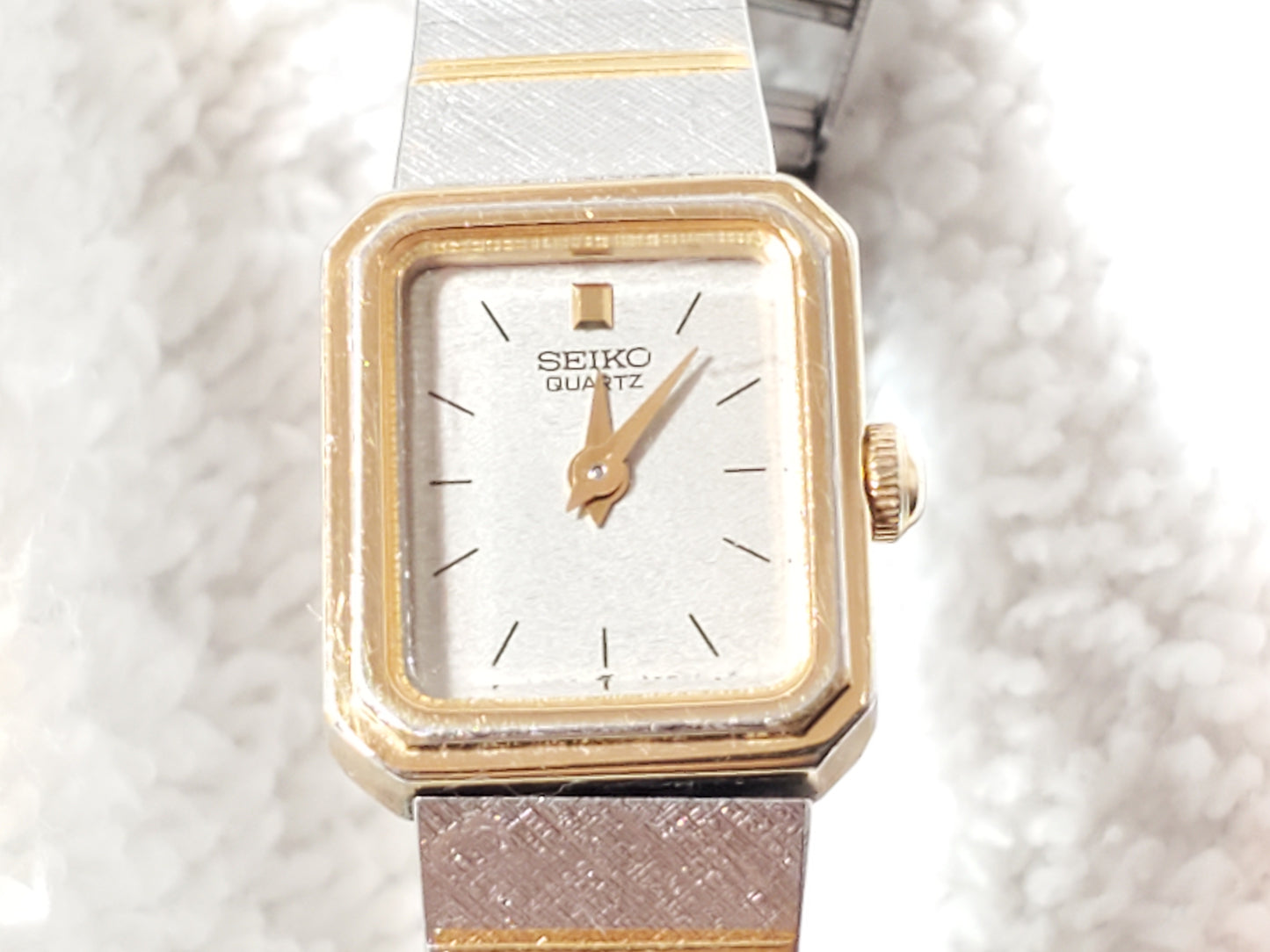 Vintage Seiko Ladies Tank Dress Watch Five Jewels Gold Plated Stainless Steel