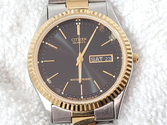 Vintage Citizen CQ Men Presidential Day Date Gold Tone Quartz Watch Black Dial