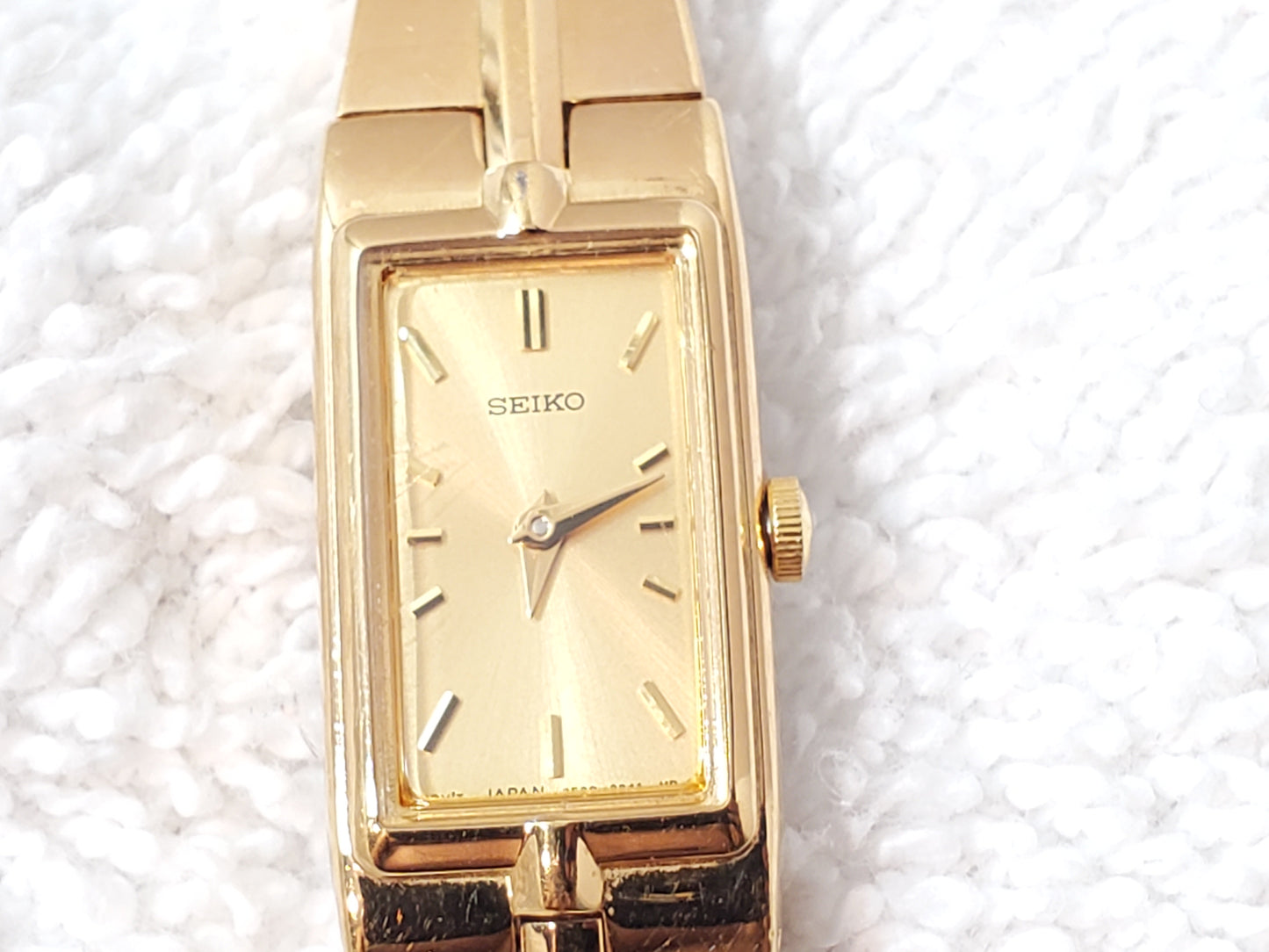 Seiko Tank Women's Vintage Gold Tone Quartz Watch One Jewel Stainless Steel