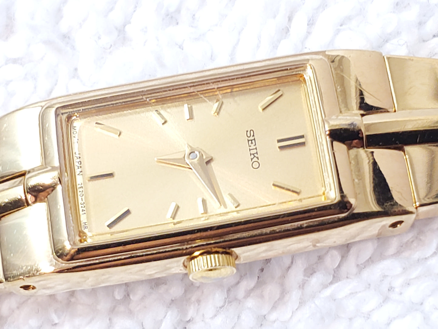 Seiko Tank Women's Vintage Gold Tone Quartz Watch One Jewel Stainless Steel