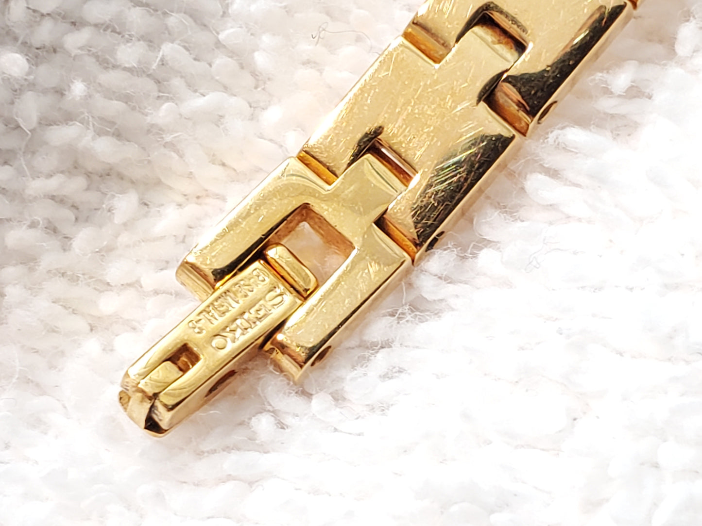 Seiko Tank Women's Vintage Gold Tone Quartz Watch One Jewel Stainless Steel