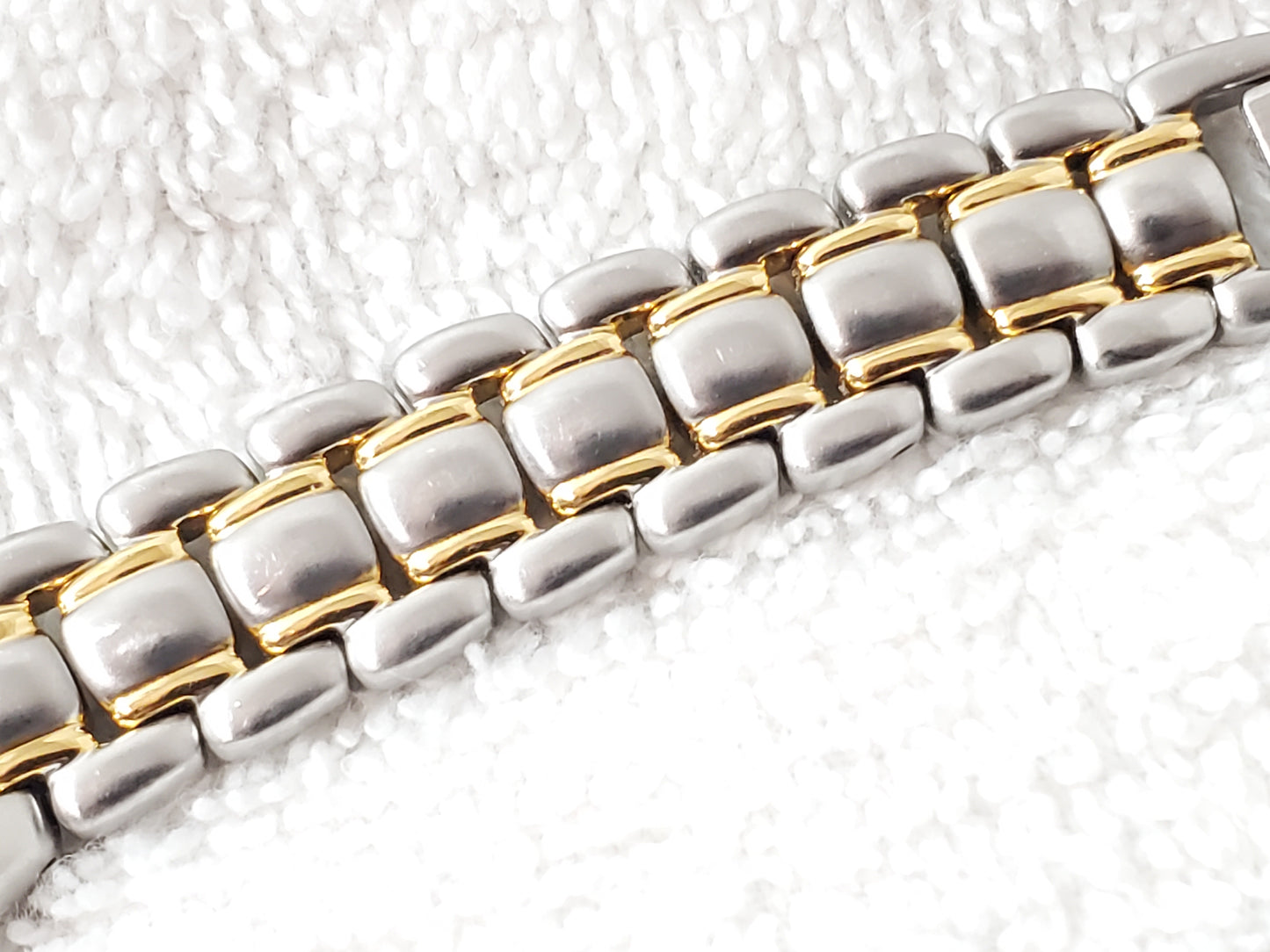 Seiko SQ 50 Vintage Women's Date Quartz Watch Stainless Steel Gold Tone