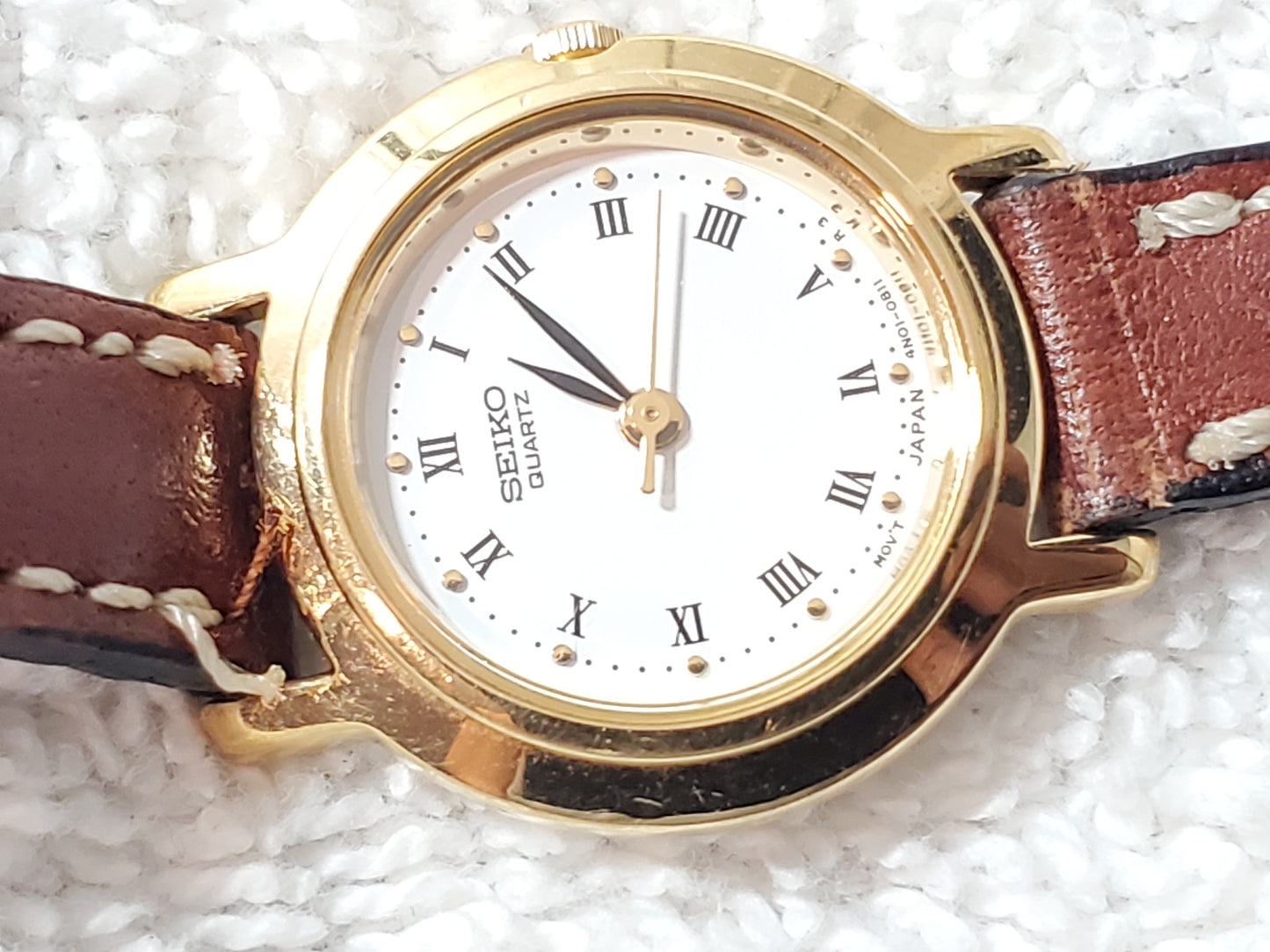 Seiko Vintage 1990's Women's Gold Plated Quartz Watch 4N01 Caliber Leather Band