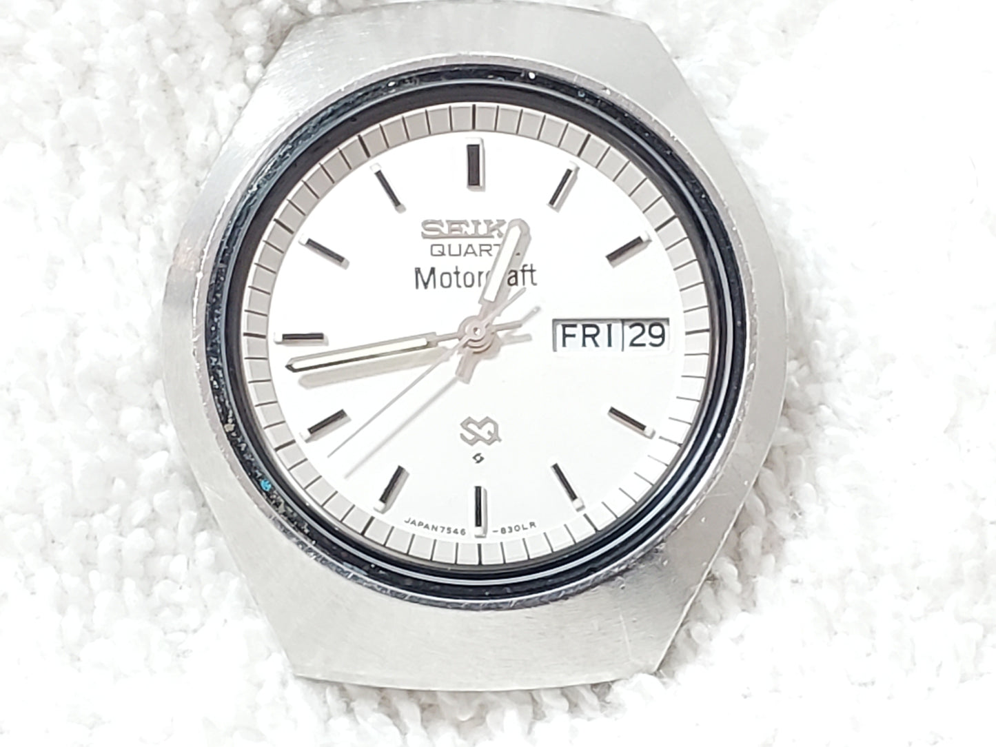 Seiko SQ Mens Vintage Day Date Quartz Watch Stainless Steel 4 Jewels Silver Dial