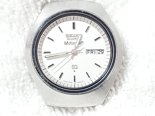 Seiko SQ Mens Vintage Day Date Quartz Watch Stainless Steel 4 Jewels Silver Dial
