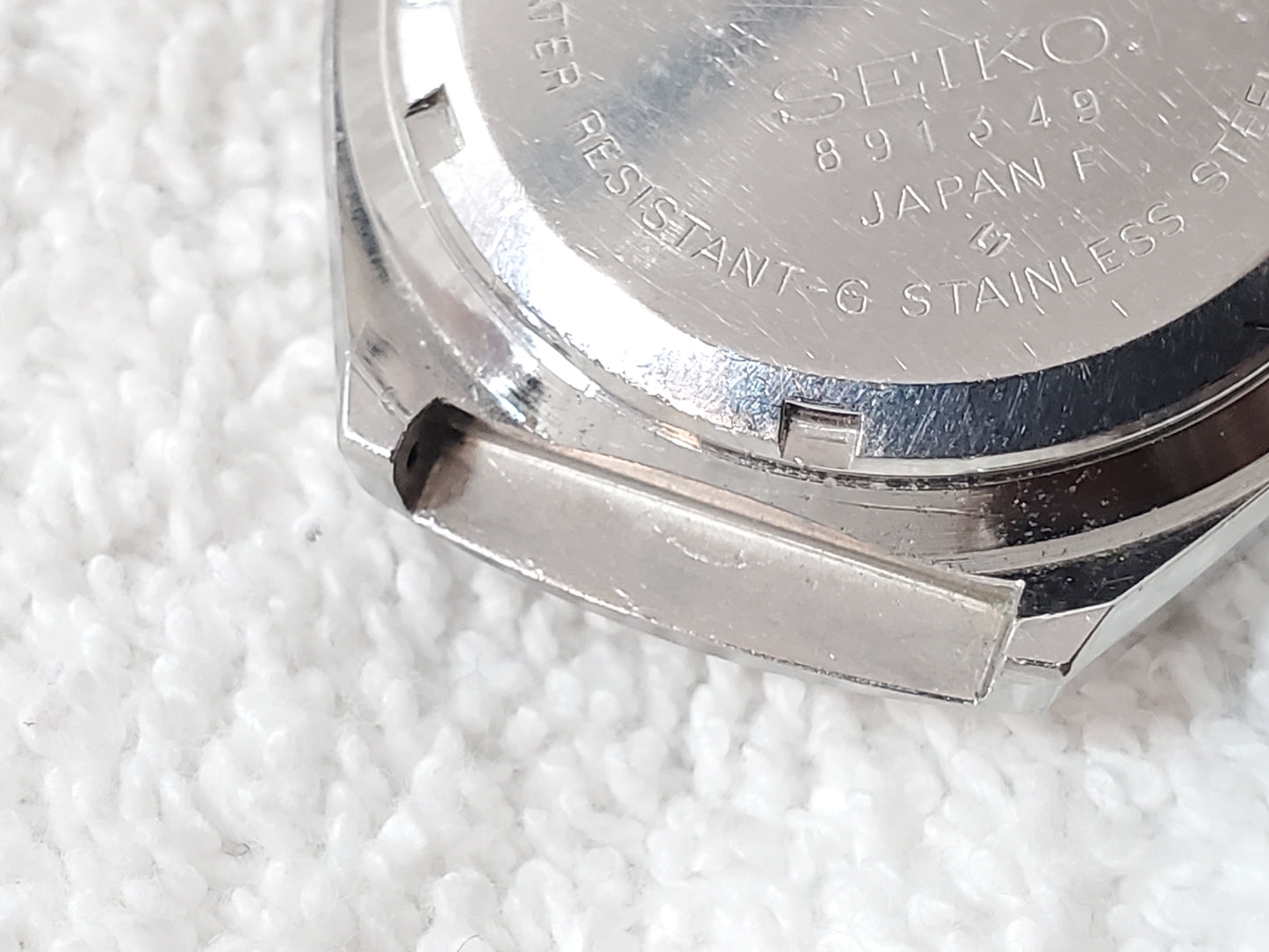 Seiko SQ Mens Vintage Day Date Quartz Watch Stainless Steel 4 Jewels Silver Dial