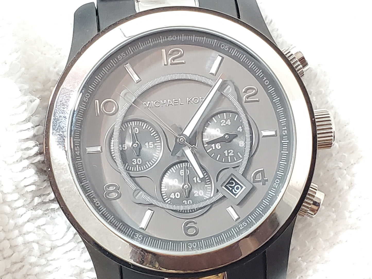 Michael Kors Men’s Chronograph Date Quartz Watch Black Silver Stainless Steel