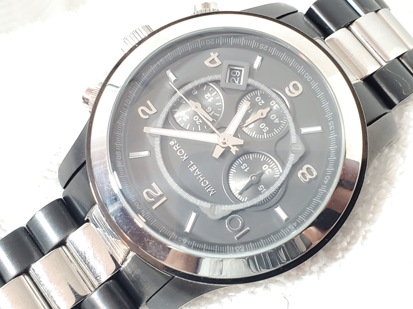Michael Kors Men’s Chronograph Date Quartz Watch Black Silver Stainless Steel