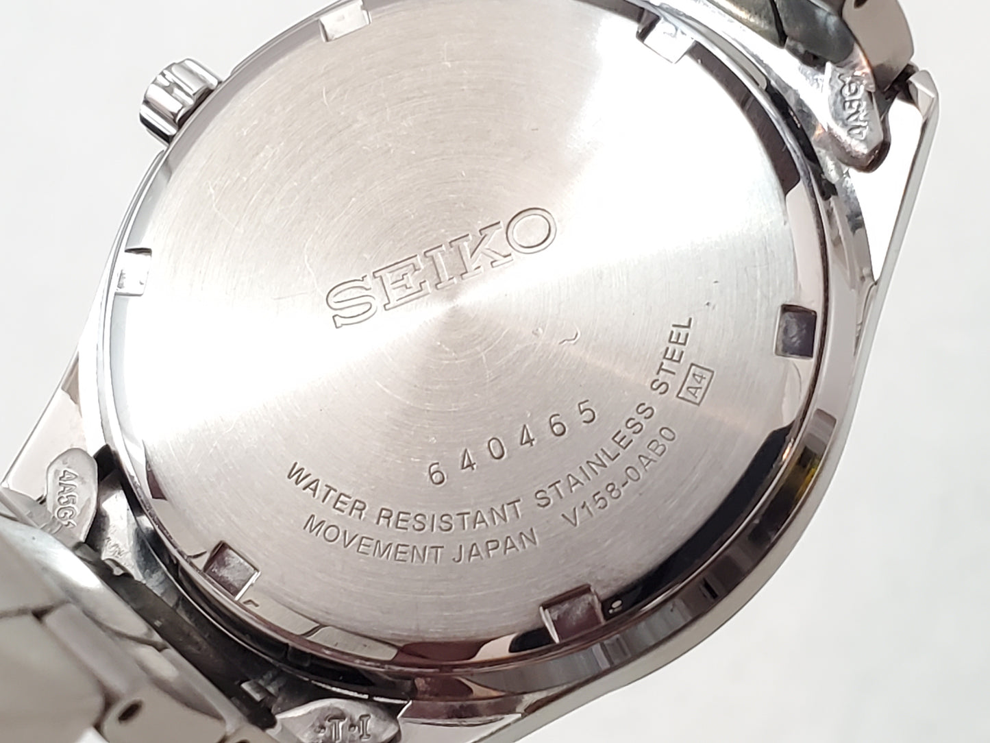Seiko Solar Men's Watch Black Dial Stainless Steel Day Date Caliber V158
