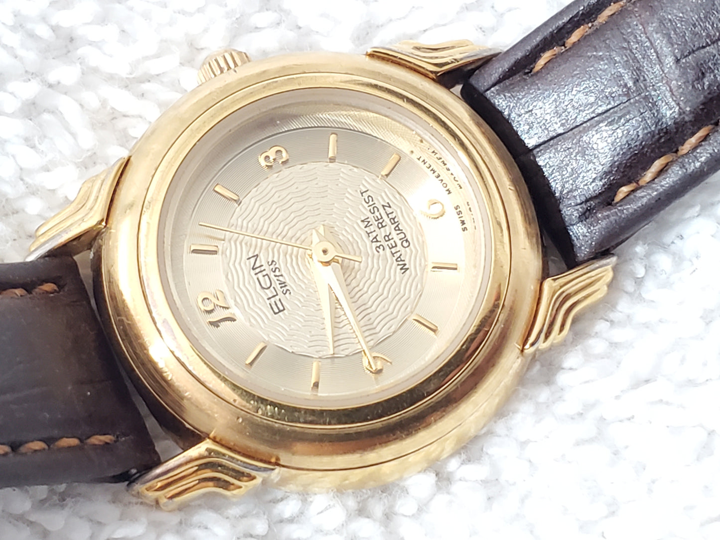 Vintage Elgin Swiss Quartz Women's Gold Tone Watch One Jewel Brown Leather Strap