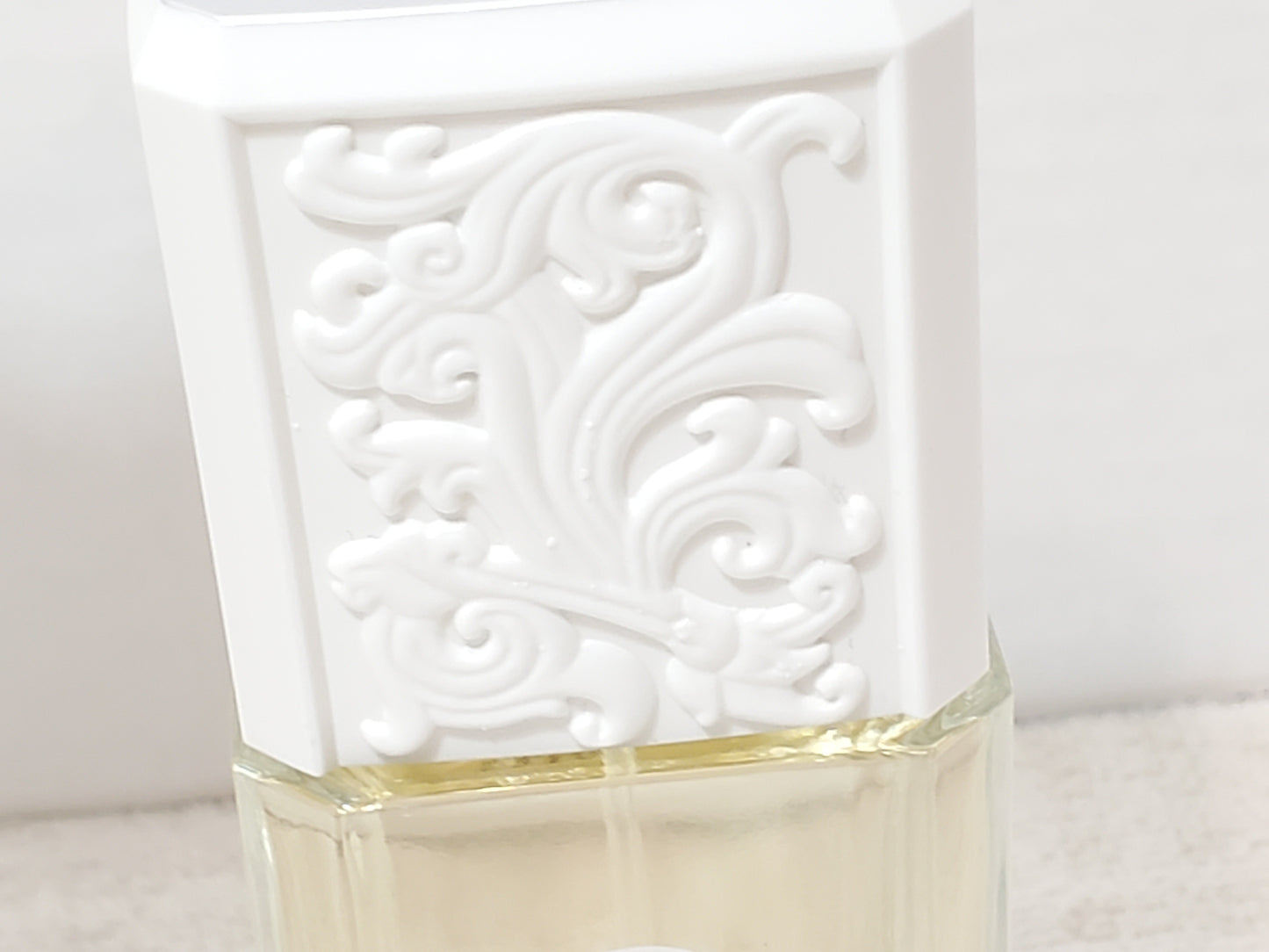Jessica McClintock Eau de Parfum Spray 3.4 oz / 100ml Women’s Perfume NEW