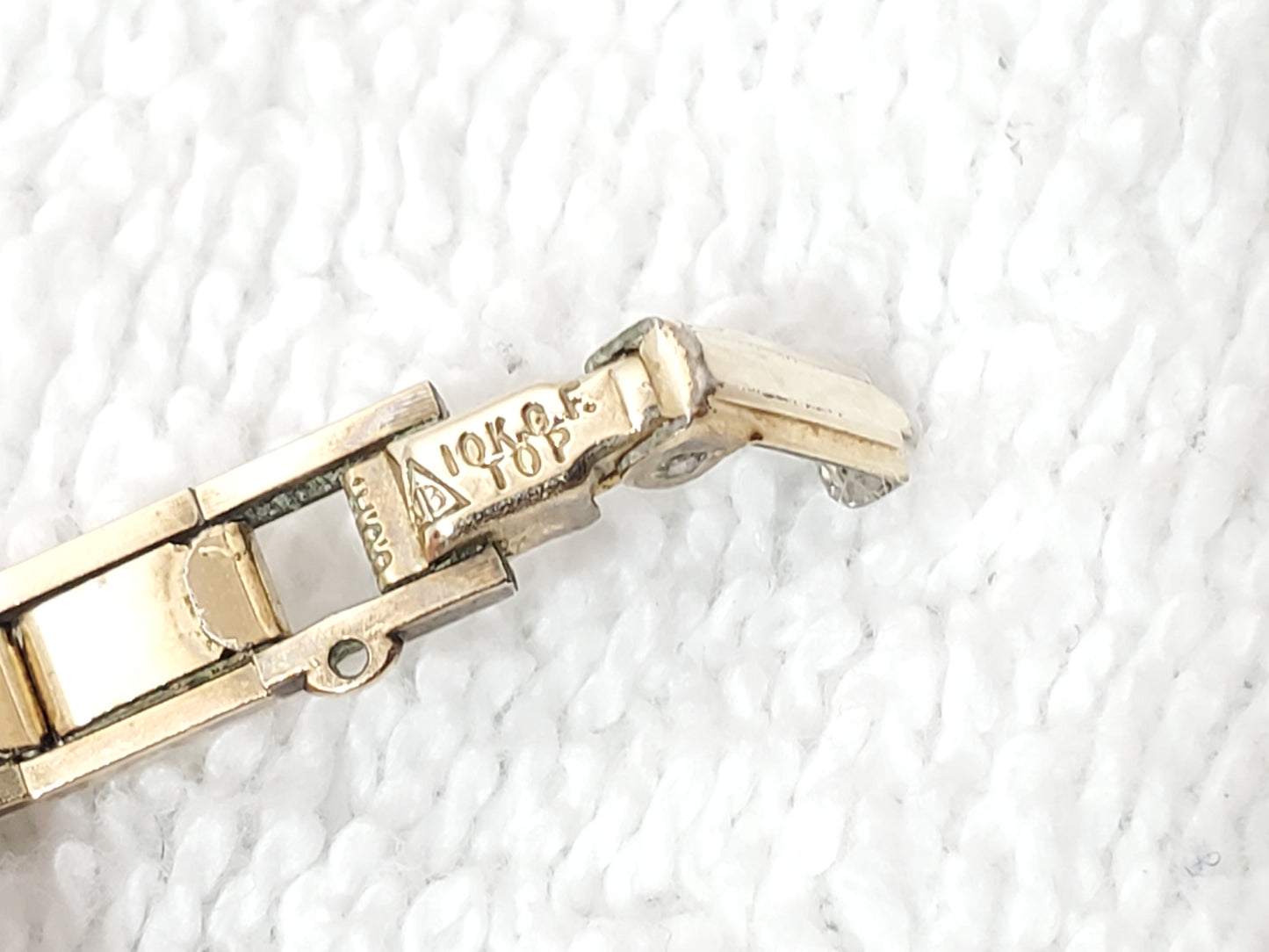 Vintage 1960's Bulova 23 Jewels Women's Wind Up Watch 10K Rolled Gold Plate USA