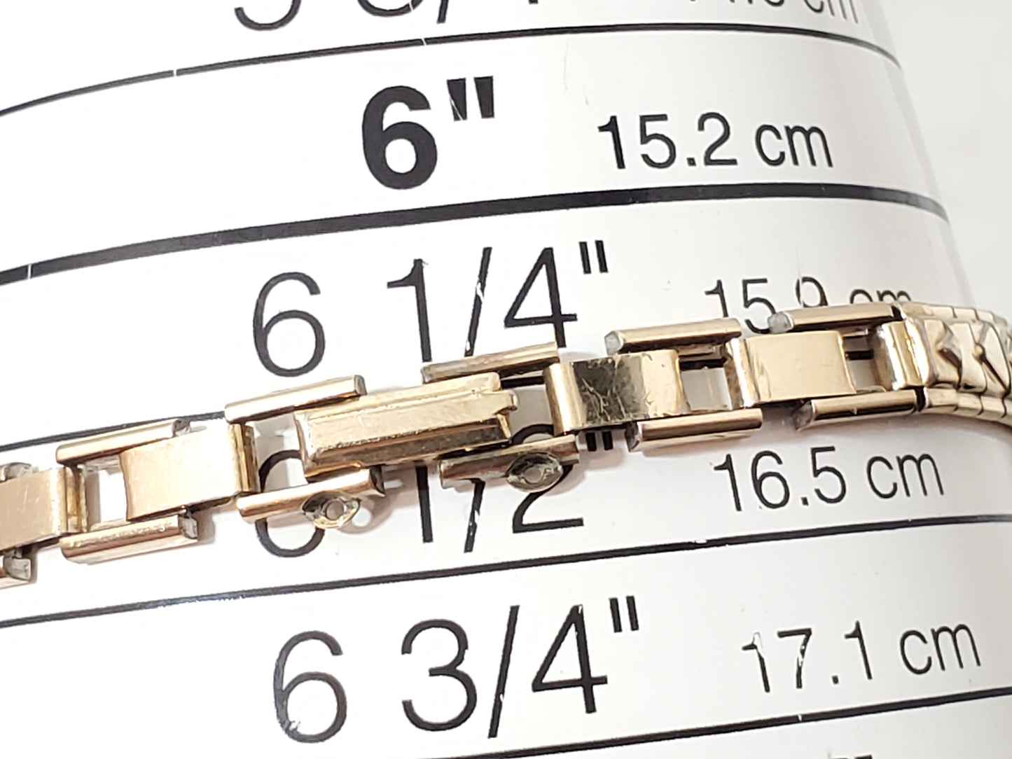 Vintage 1960's Bulova 23 Jewels Women's Wind Up Watch 10K Rolled Gold Plate USA