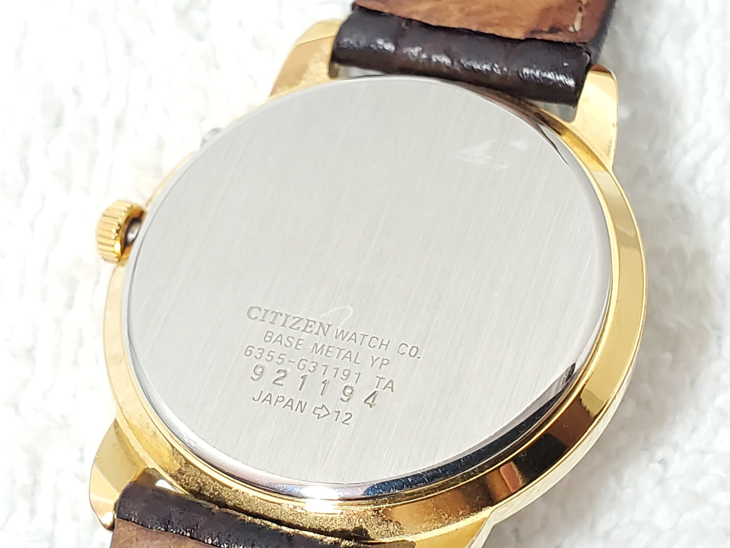 Citizen Men's Triple Calendar Vintage Watch Roman Numerals Gold Plated Leather