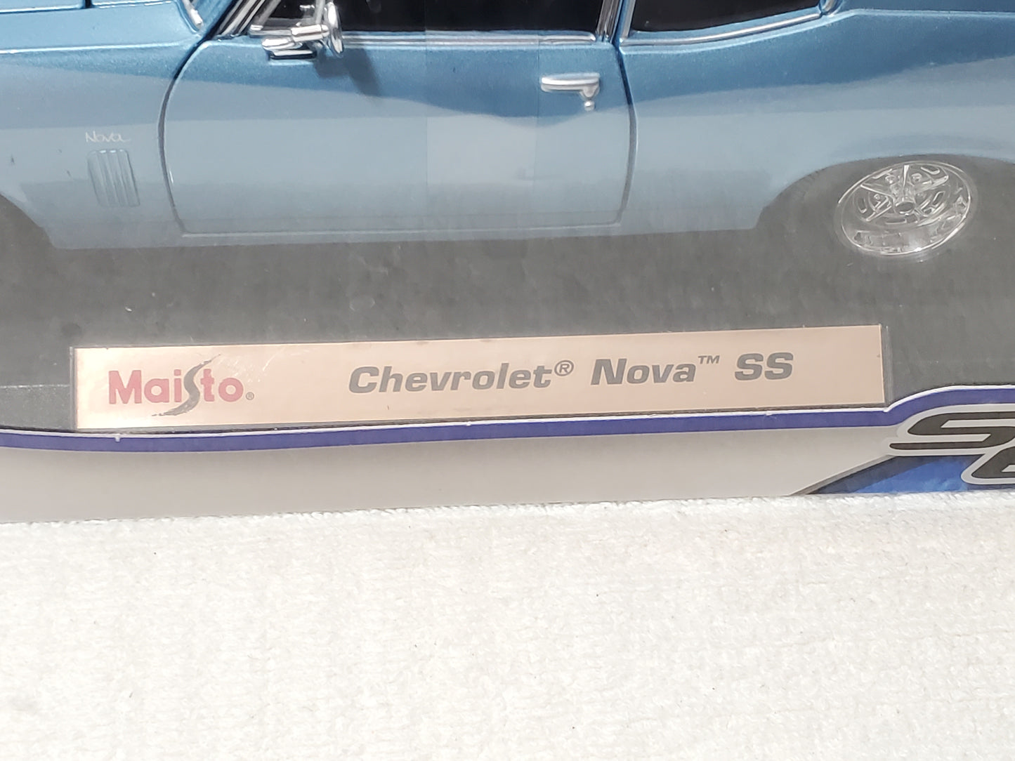 Maisto Special Edition 1970 Chevrolet Nova SS Coupe 1:18 Scale Light Blue New