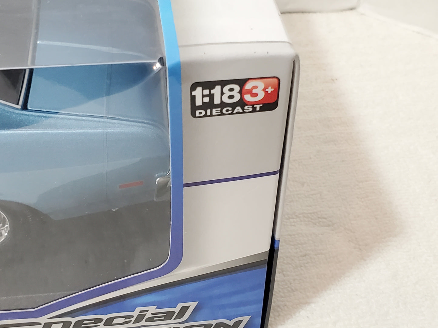 Maisto Special Edition 1970 Chevrolet Nova SS Coupe 1:18 Scale Light Blue New