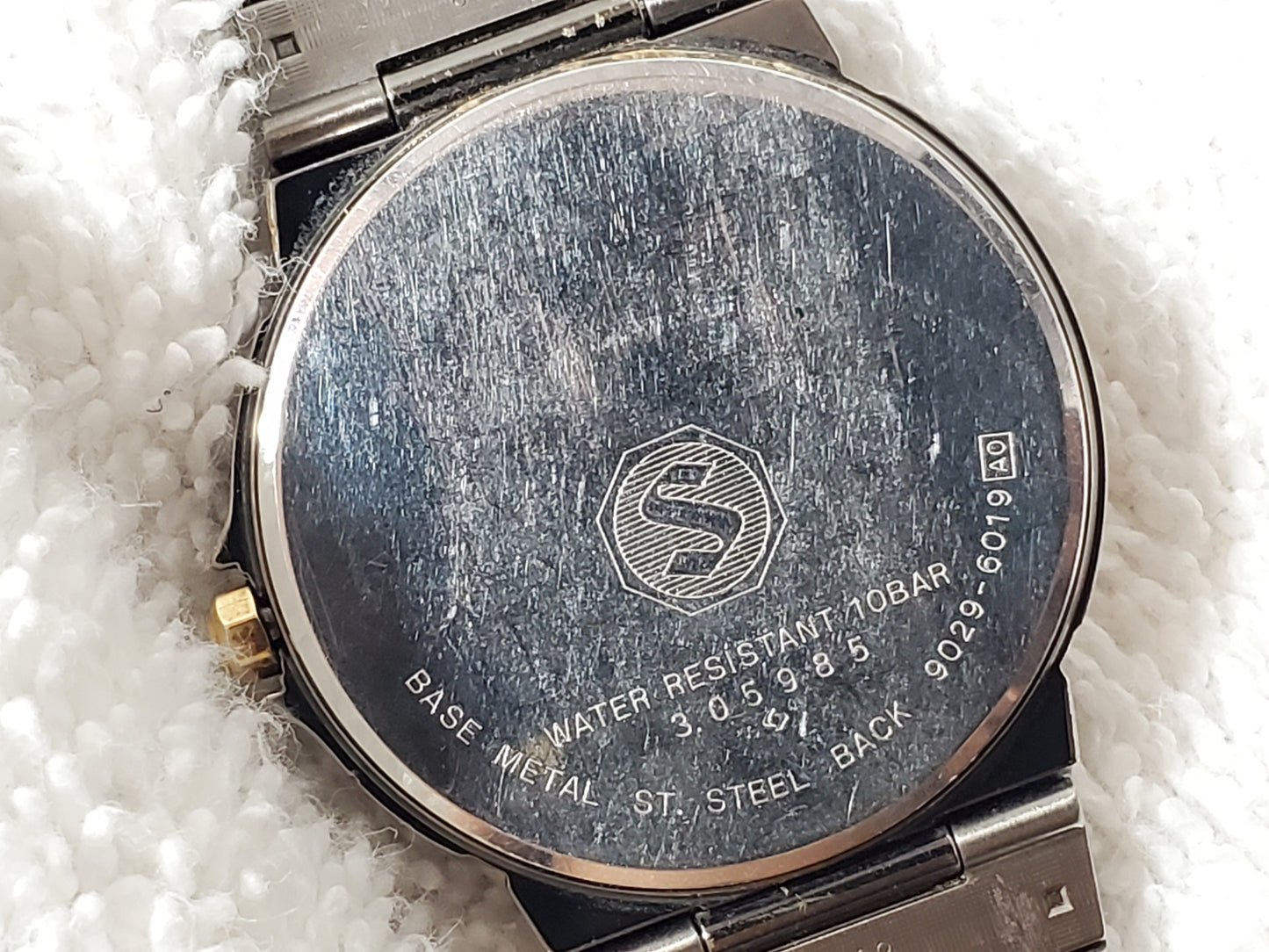 Vintage Seiko Men's Gray Dial Date Watch Five Jewels Gold Tone Stainless Steel