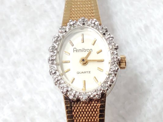 Vintage Armitron Diamonds Bezel Gold Tone Women's Watch Stainless Steel 1 Jewel