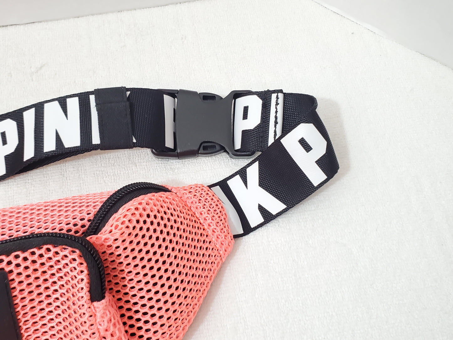 Victoria's Secret PINK Mesh Belt Bag Fanny Pack Strap Black White 2 Zippers NEW