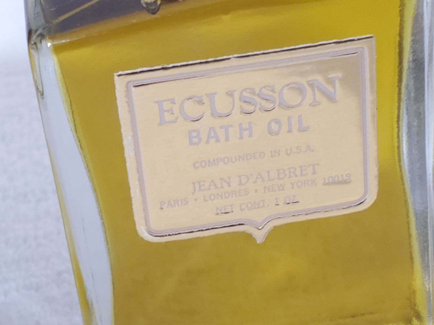 Vintage Jean D'Albret ECUSSON Bath Oil 1 oz / 30ml French Perfume With Box Full