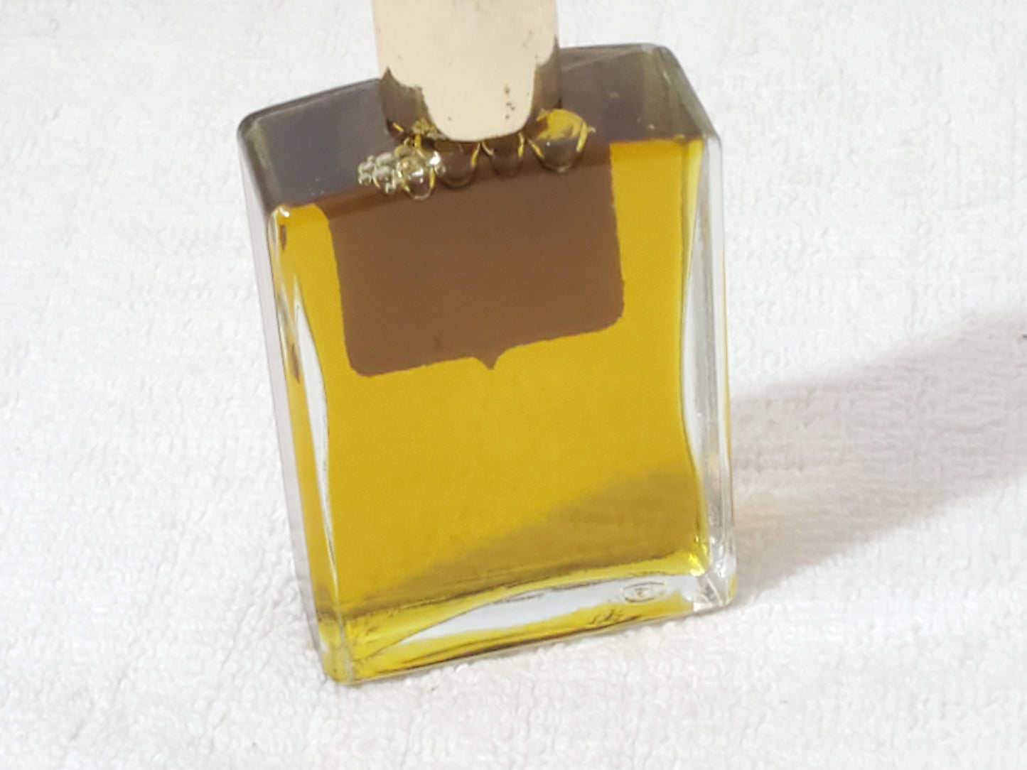 Vintage Jean D'Albret ECUSSON Bath Oil 1 oz / 30ml French Perfume With Box Full