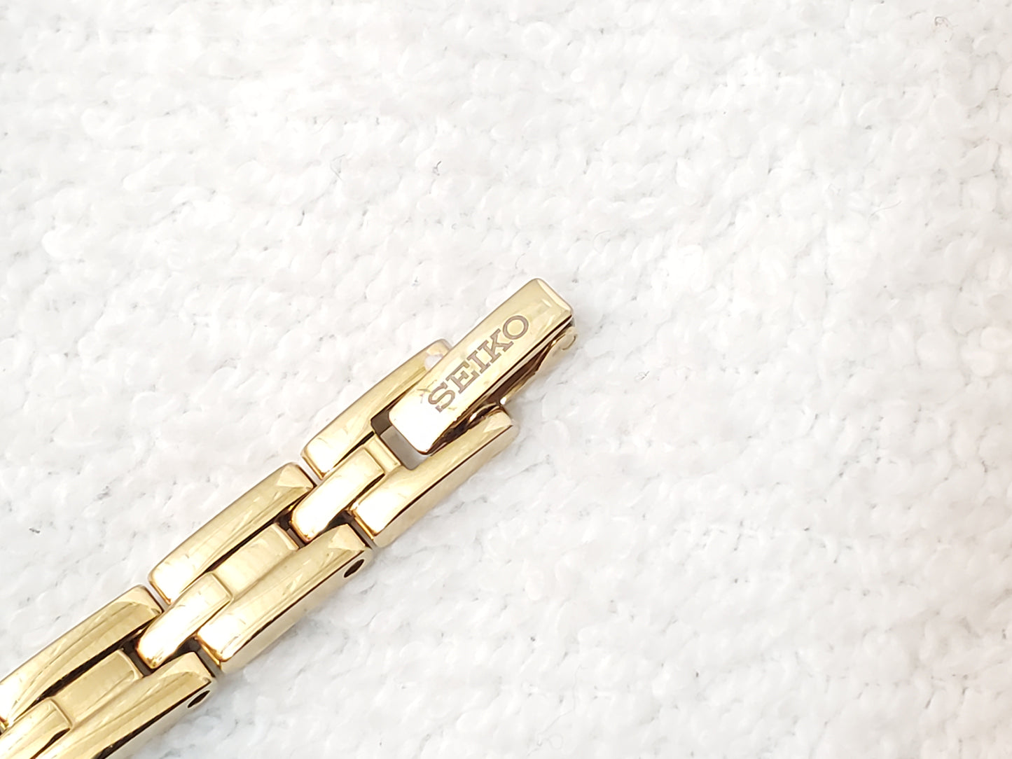 Seiko Women's Solar Watch Mother Pearl Dial Gold Plated Diamonds Bezel Bracelet