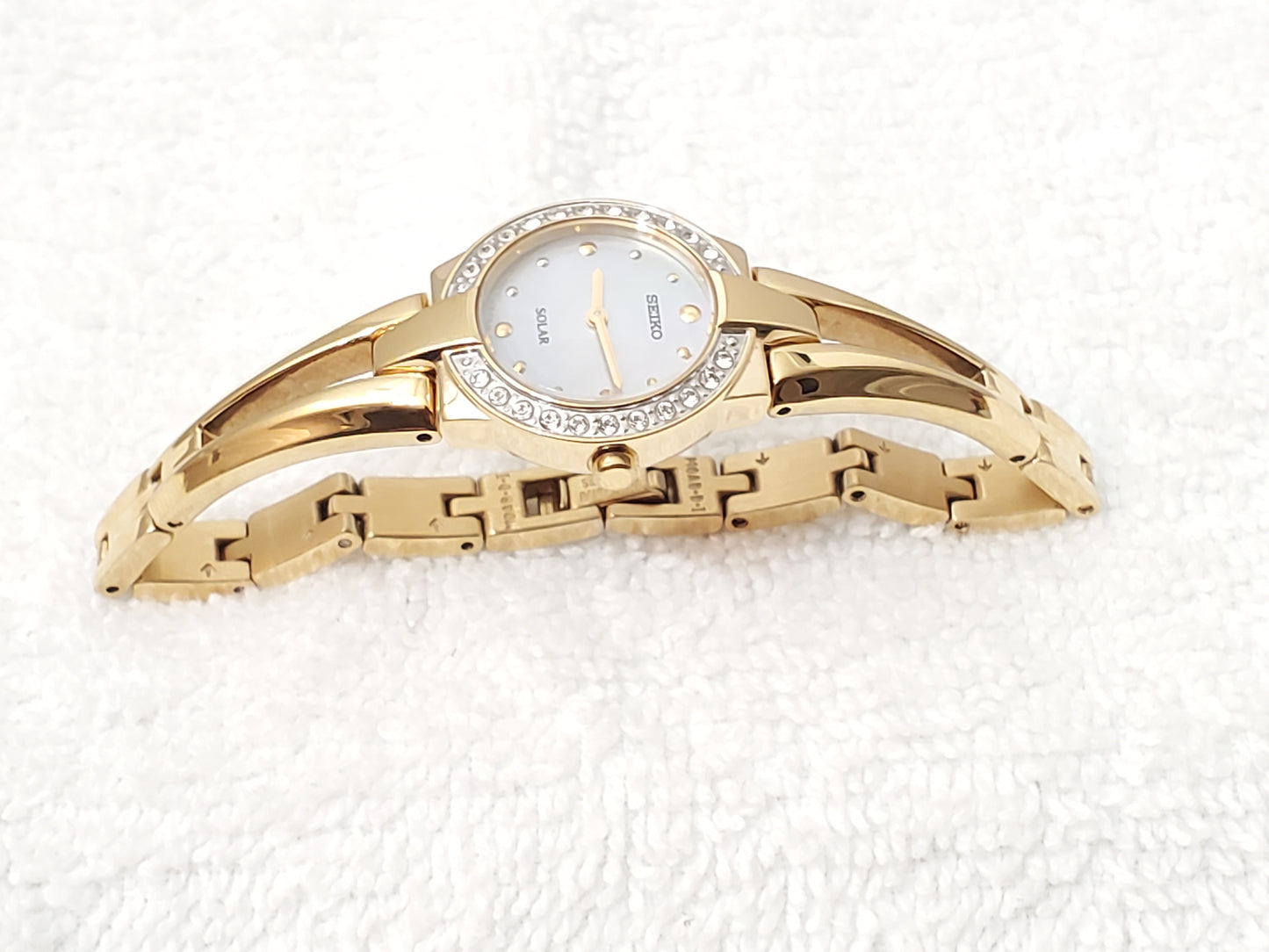 Seiko Women's Solar Watch Mother Pearl Dial Gold Plated Diamonds Bezel Bracelet