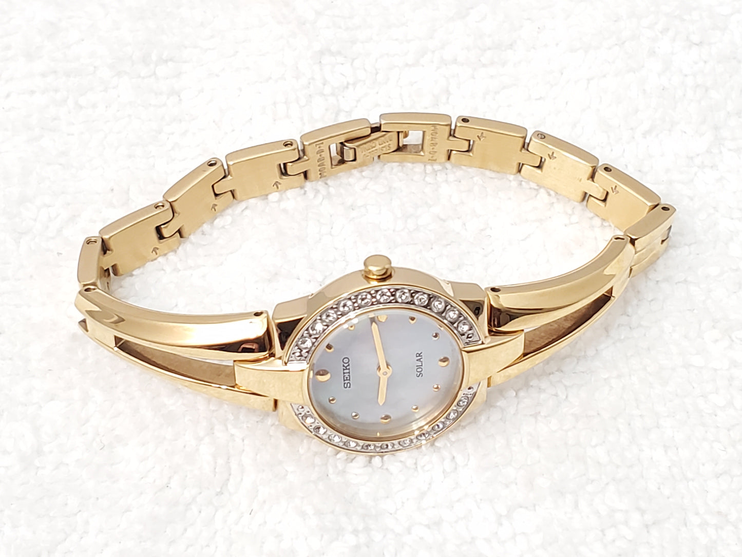 Seiko Women's Solar Watch Mother Pearl Dial Gold Plated Diamonds Bezel Bracelet
