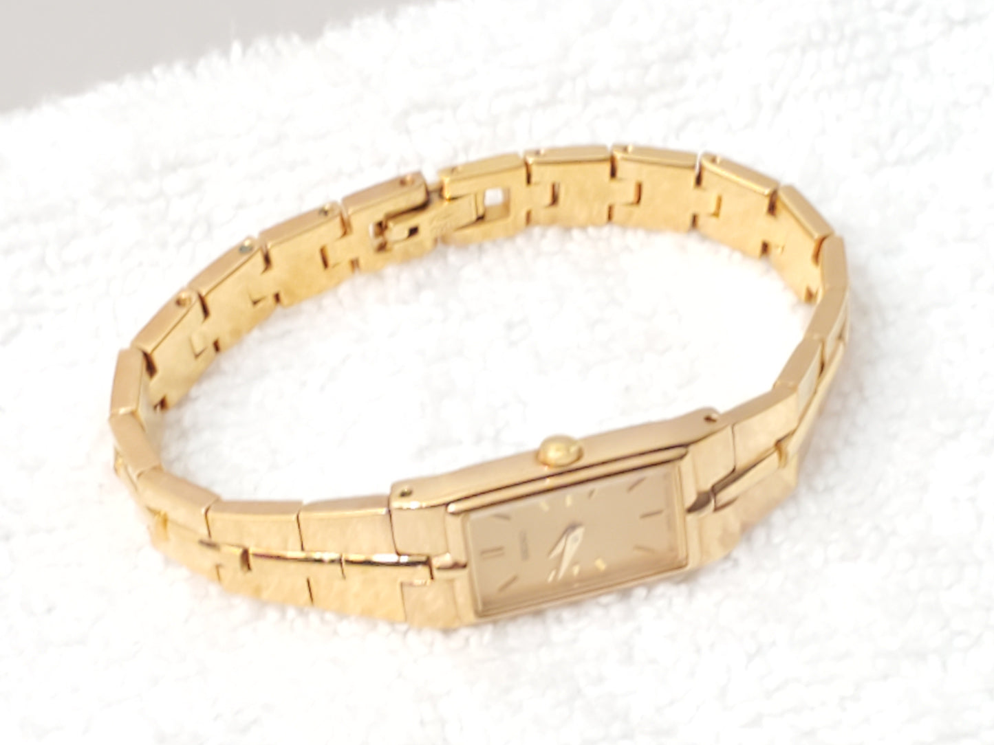 Vintage Seiko Tank Women's Quartz Petite Watch One Jewel Gold Plated