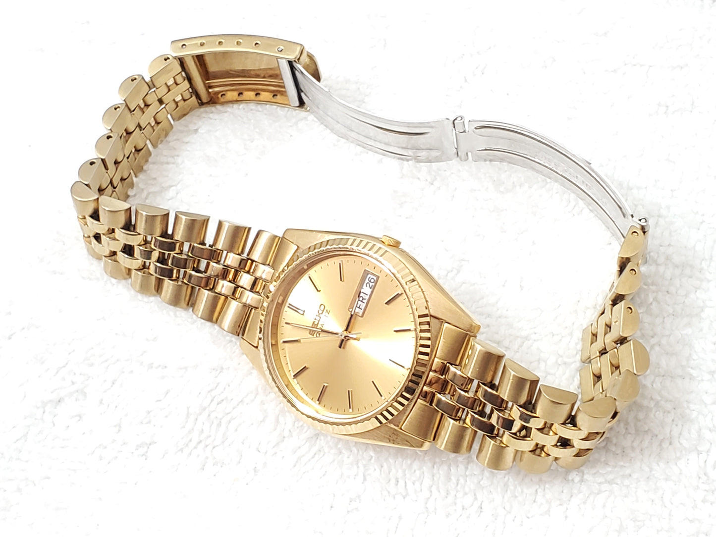 Vintage Seiko Men's Presidential Gold Tone Day Date Quartz Watch One Jewel