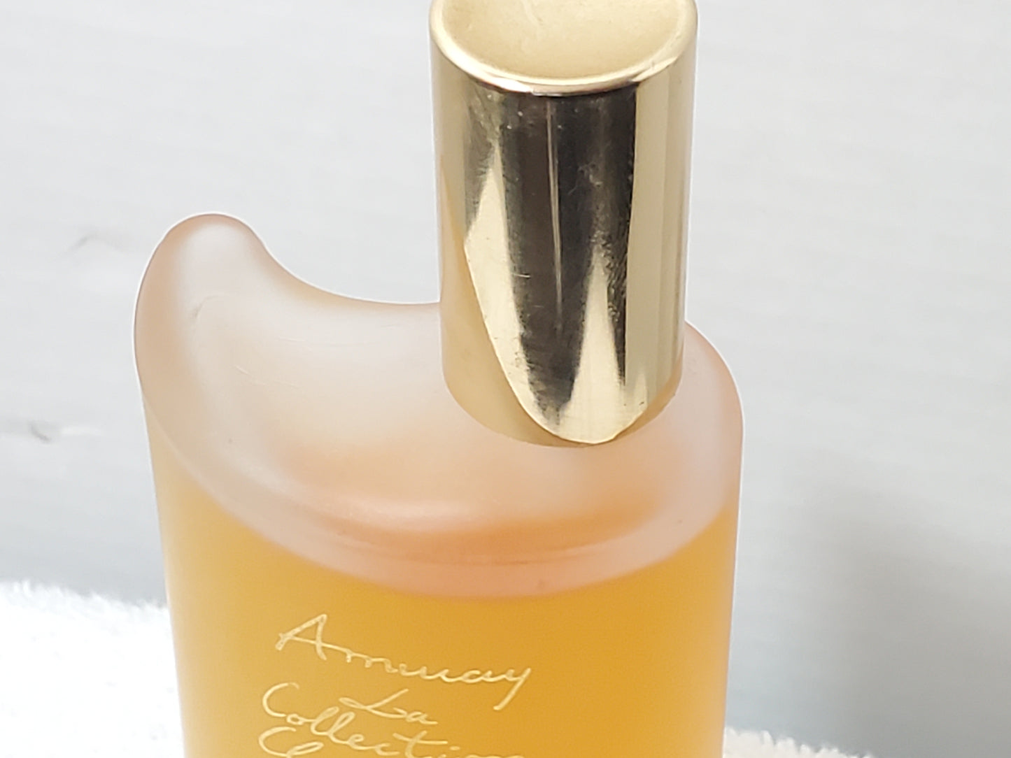 Amway La Collection Classique Eau de Parfum 3.3 oz Spray Vintage Fleur Bleue