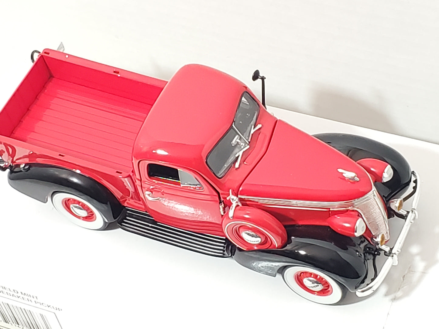 Fairfield Mint 1937 Studebaker 1:24 Pickup Truck Diecast Cardinal Red Box New