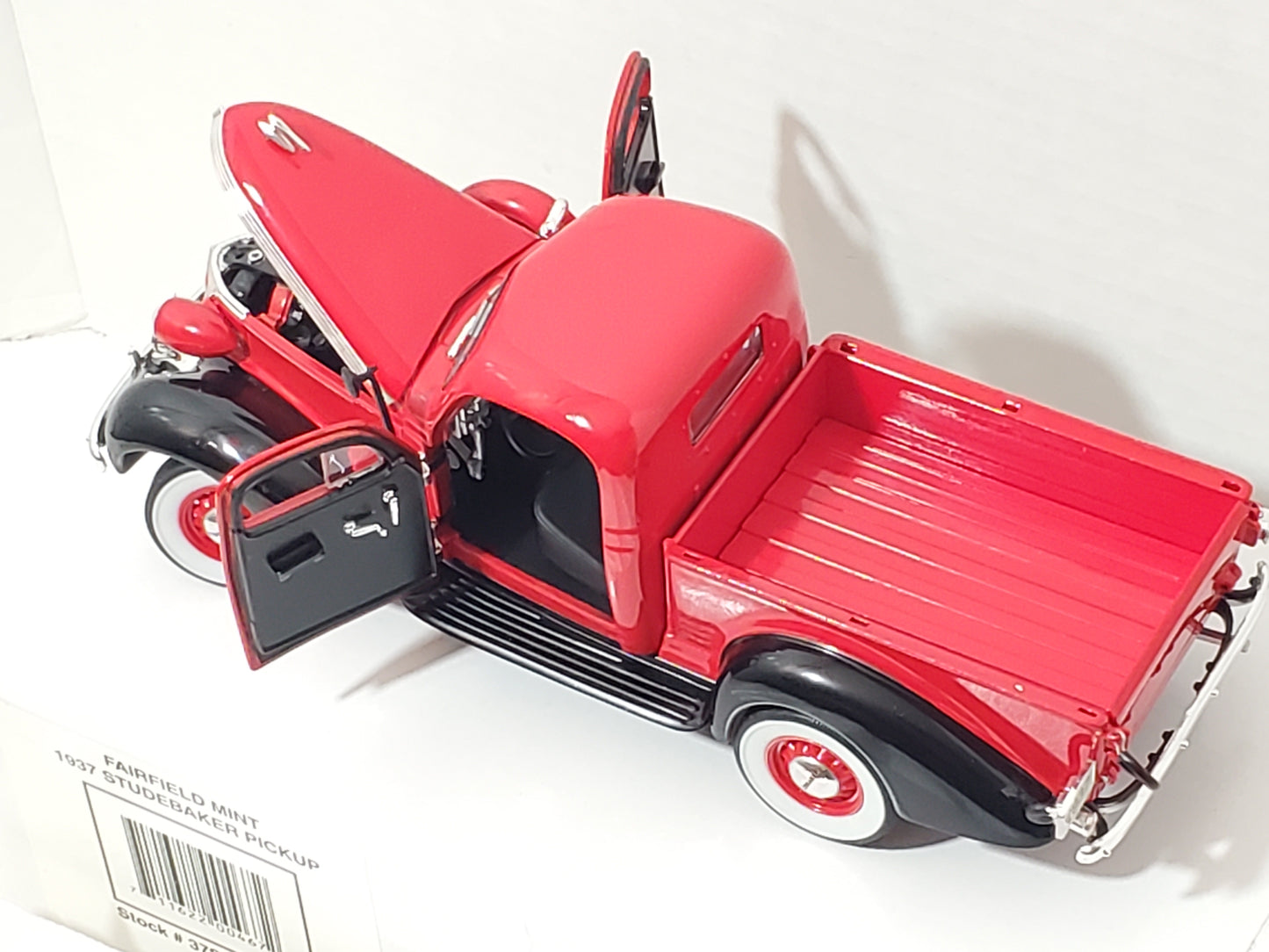 Fairfield Mint 1937 Studebaker 1:24 Pickup Truck Diecast Cardinal Red Box New