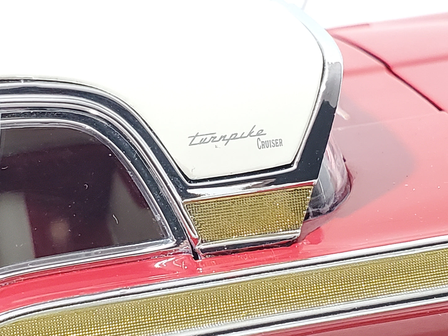 Danbury Mint 1957 Mercury Turnpike Cruiser 1:24 Diecast Red White Vintage NIB