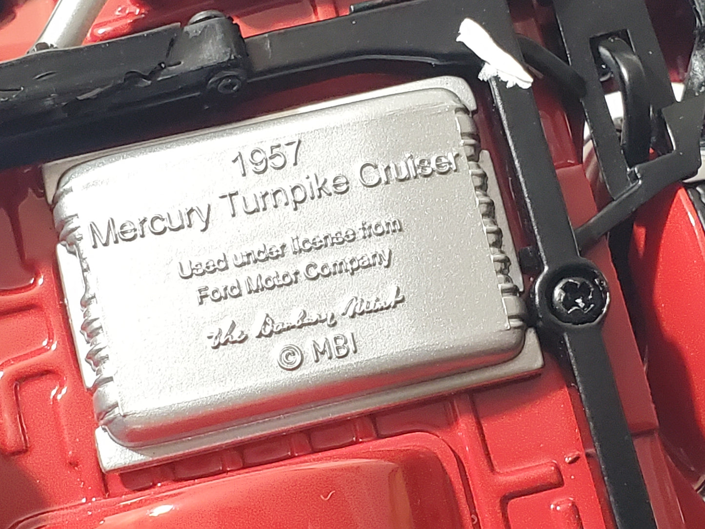 Danbury Mint 1957 Mercury Turnpike Cruiser 1:24 Diecast Red White Vintage NIB