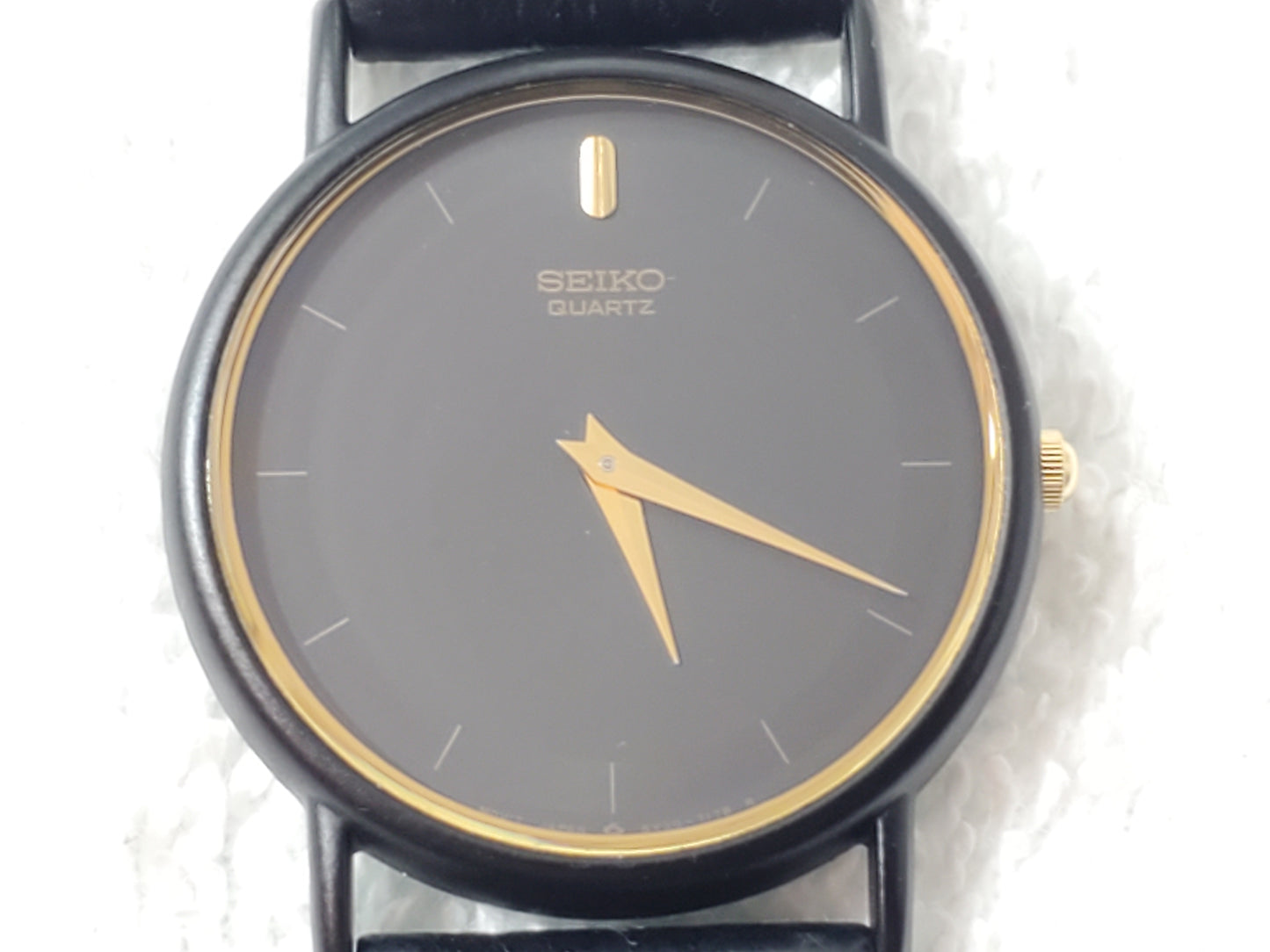 Vintage Seiko Women's Quartz Watch Black Dial Gold Tone Leather Band One Jewel