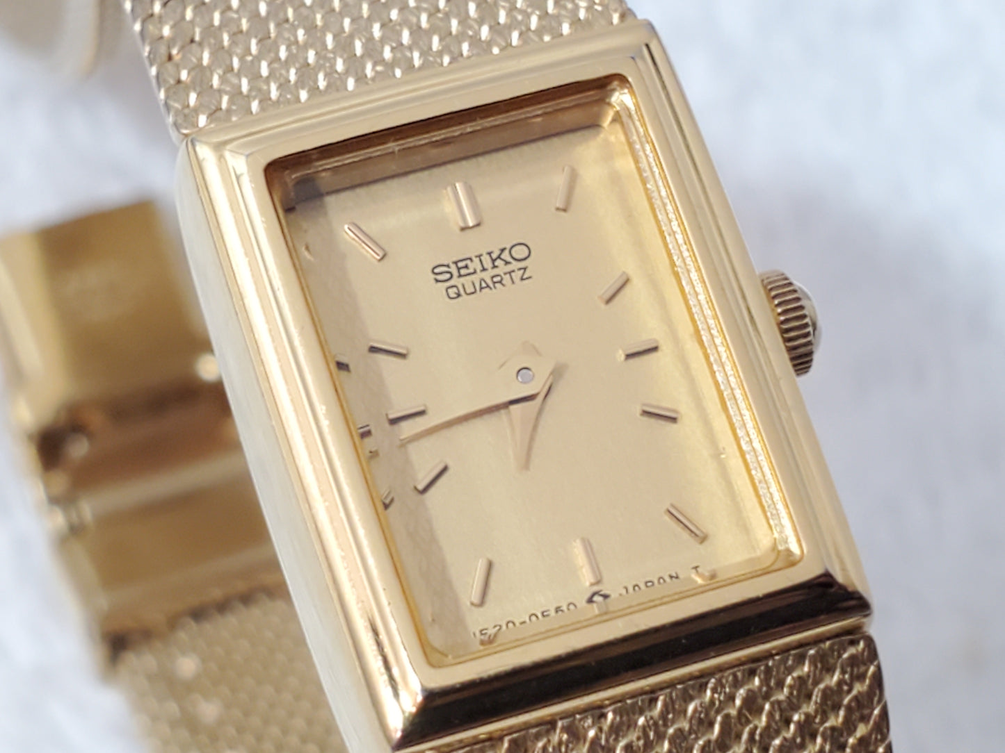 Vintage Seiko Women's Quartz Dress Gold Plated Tank Watch Mesh Band 1F20-5C00