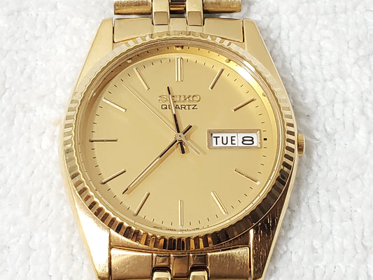 Vintage Seiko Men's Presidential Quartz Watch Gold Tone Day Date Watch One Jewel