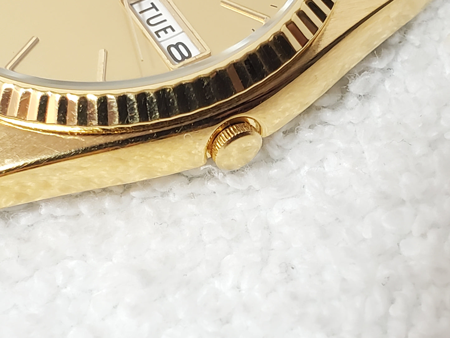 Vintage Seiko Men's Presidential Quartz Watch Gold Tone Day Date Watch One Jewel
