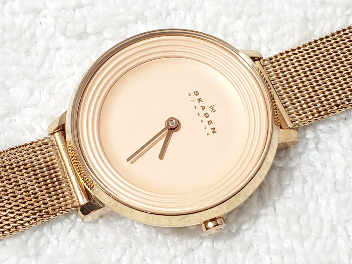 Skagen Ditte Women's Quartz Watch Rose Gold Tone Stainless Steel Mesh Band
