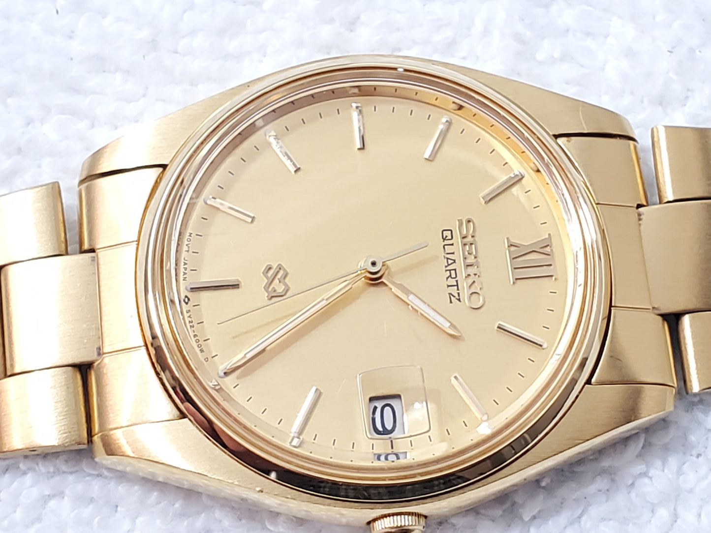 Seiko SQ Vintage Men's Gold Tone Date Quartz Watch Roman Numeral One Jewel