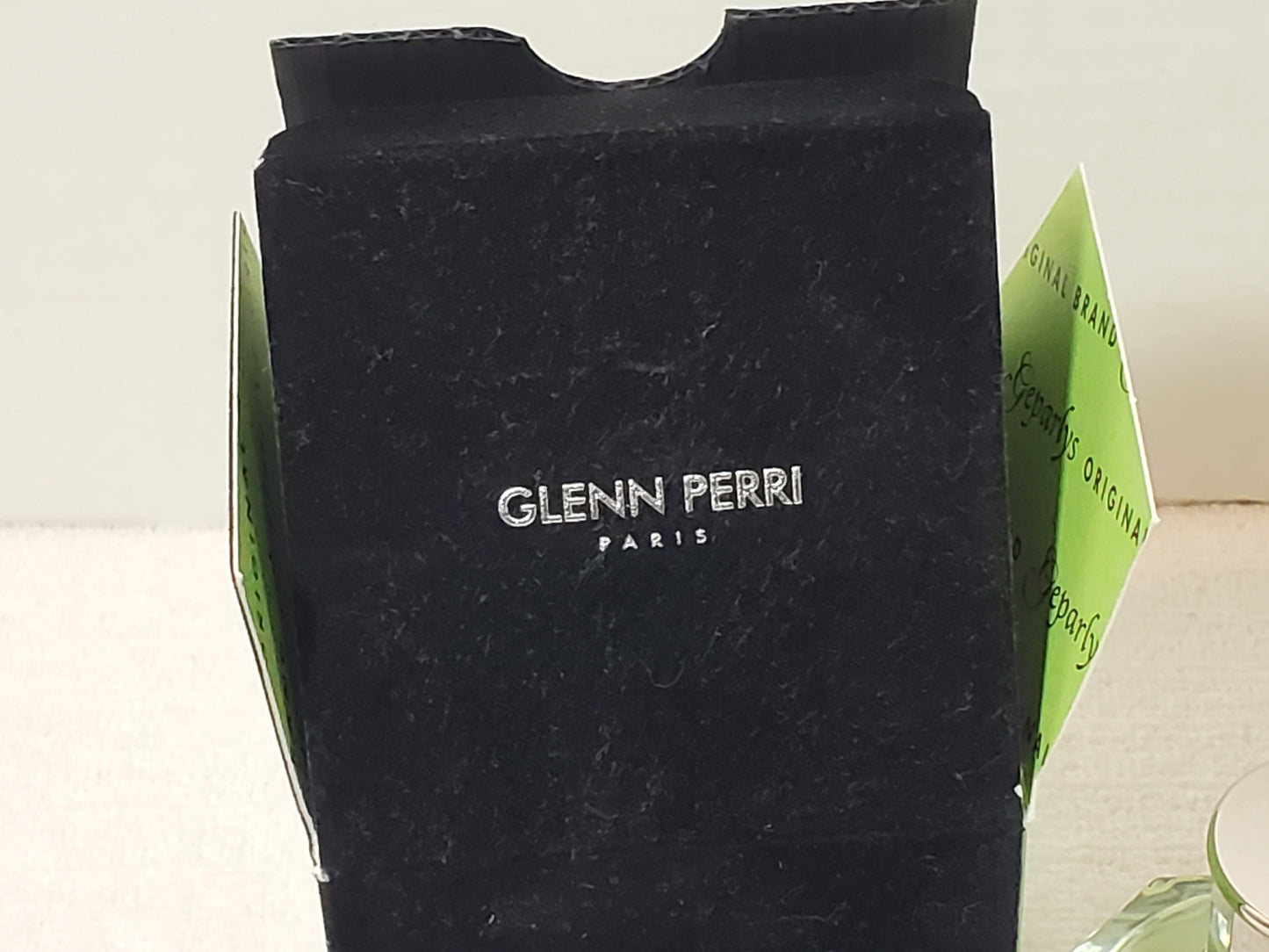 Glenn Perri Unpredictable Lady Eau Fraiche Eau De Parfum Spray 3.4 oz / 100ml
