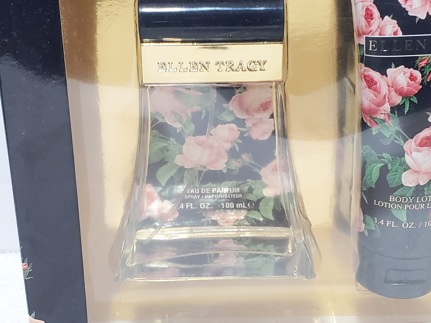 Ellen Tracy Courageous 2-Piece Gift Set 3.4 oz EDP Spray & 3.4 oz Body Lotion