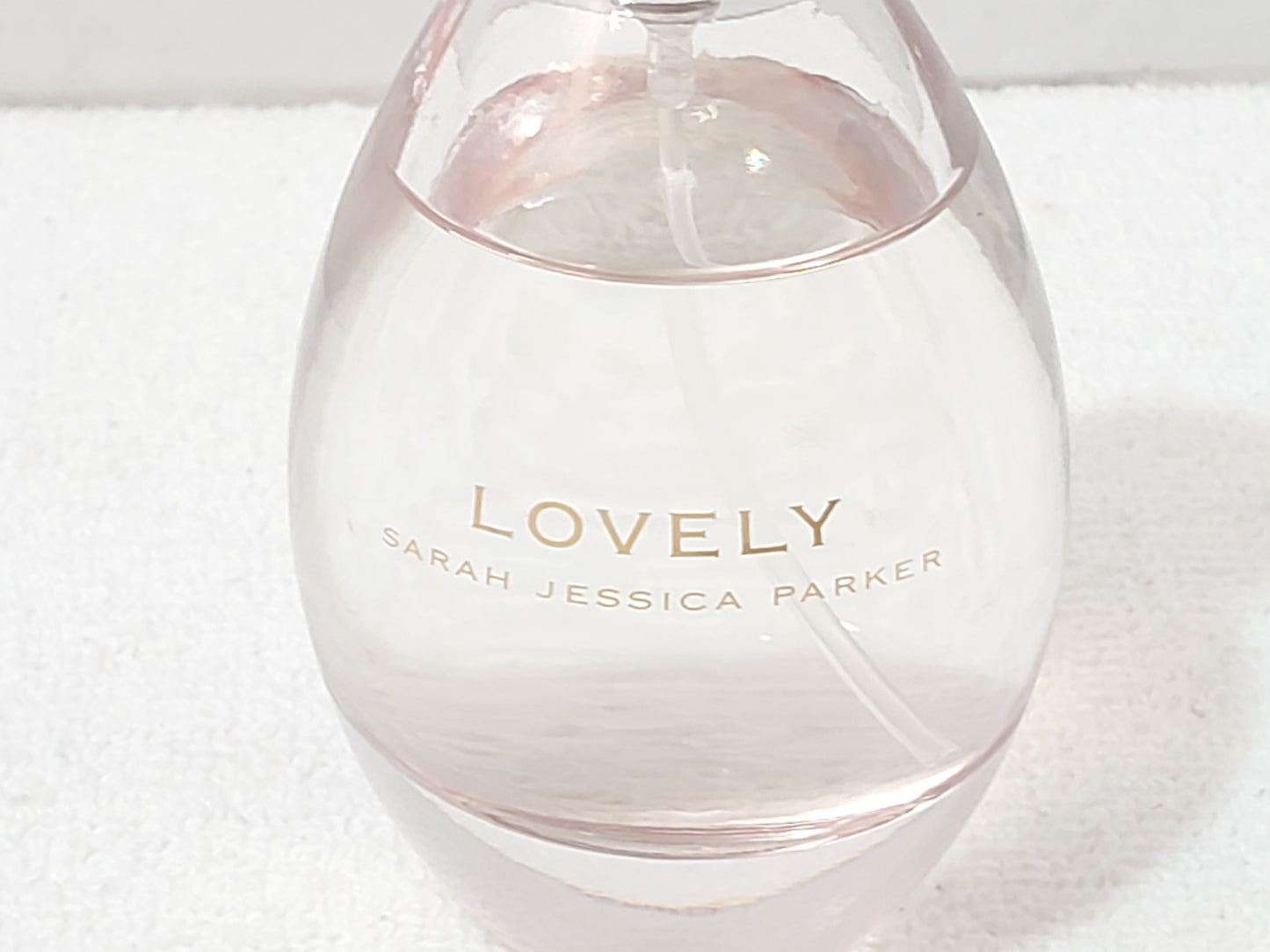 Lovely by Sarah Jessica Parker 1.7 oz / 50ml Eau De Parfum EDP Spray Women's