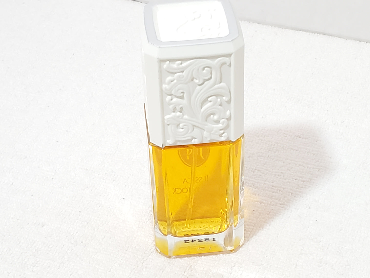 Jessica McClintock Eau de Parfum Spray 1.7 fl. oz. / 50 ml for Women New No Box