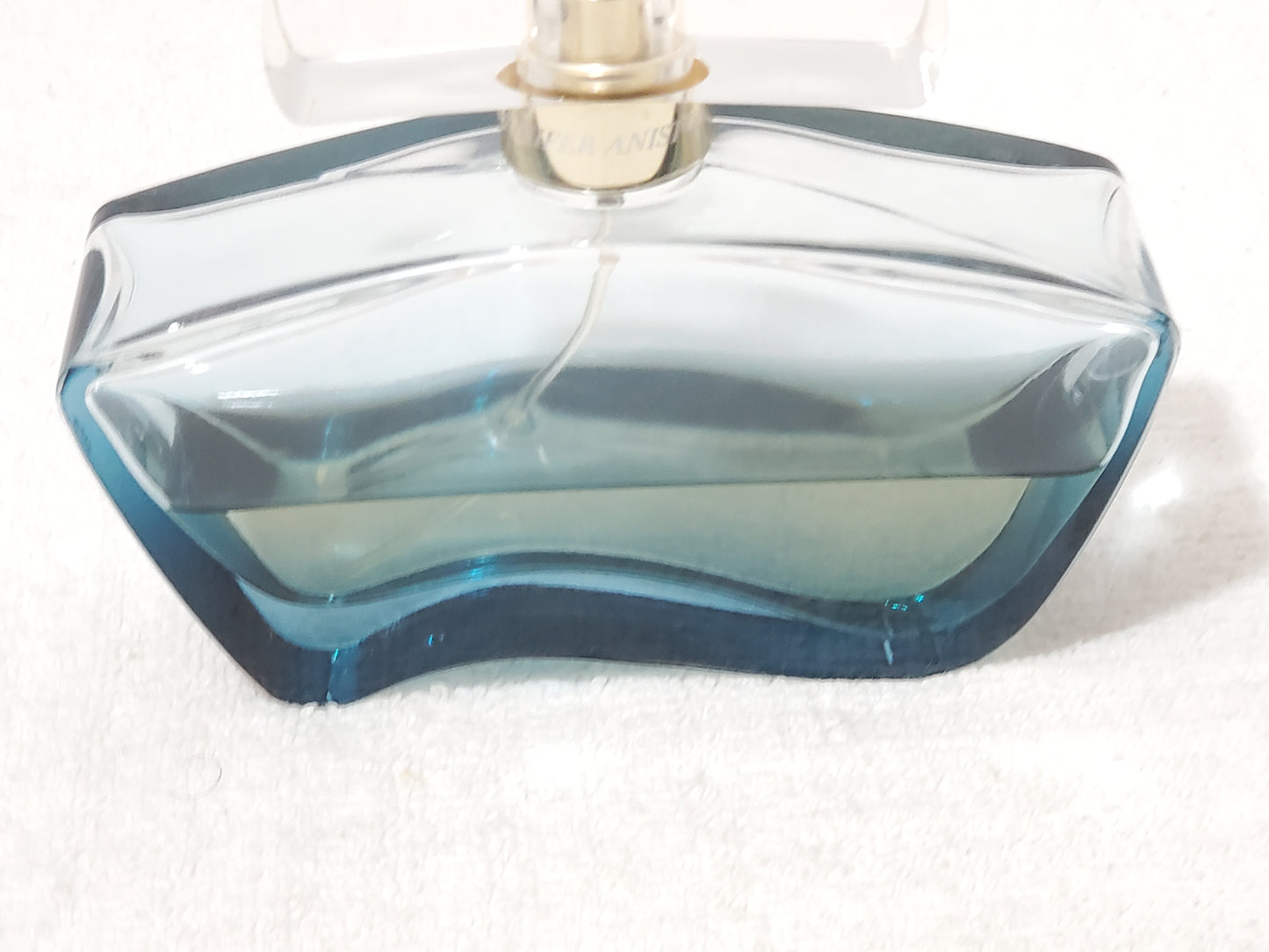 J by Jennifer Aniston Eau de Parfum EDP Spray 2.9 fl oz / 85ml Batch Code 7CA2