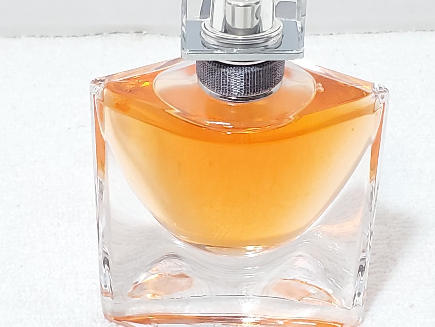 Lancome La Vie Est Belle Eau de Parfum for Women 1.0 oz Spray Batch Code 38P300