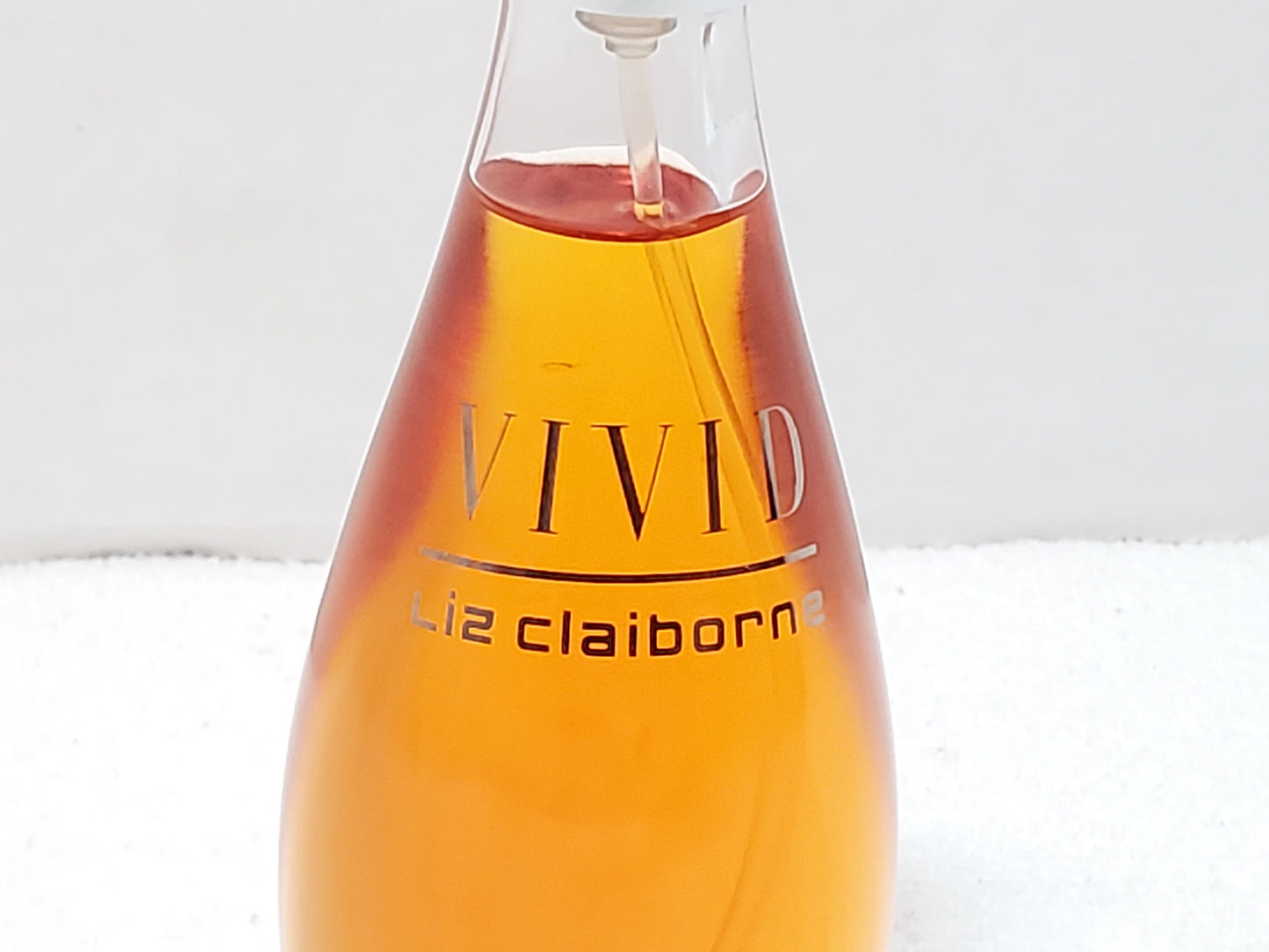 Vintage Liz Claiborne Vivid Eau De Toilette EDT Spray 1.7 oz / 50ml Rare Perfume